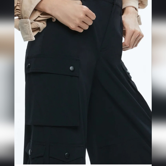 Allice + Olivia OLYMPIA HIGH RISE ANKLE TIE CARGO PANTS | Size 0 - Picture 4 of 12